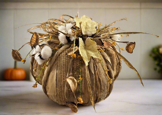 Cornhusk Pumpkin (small)